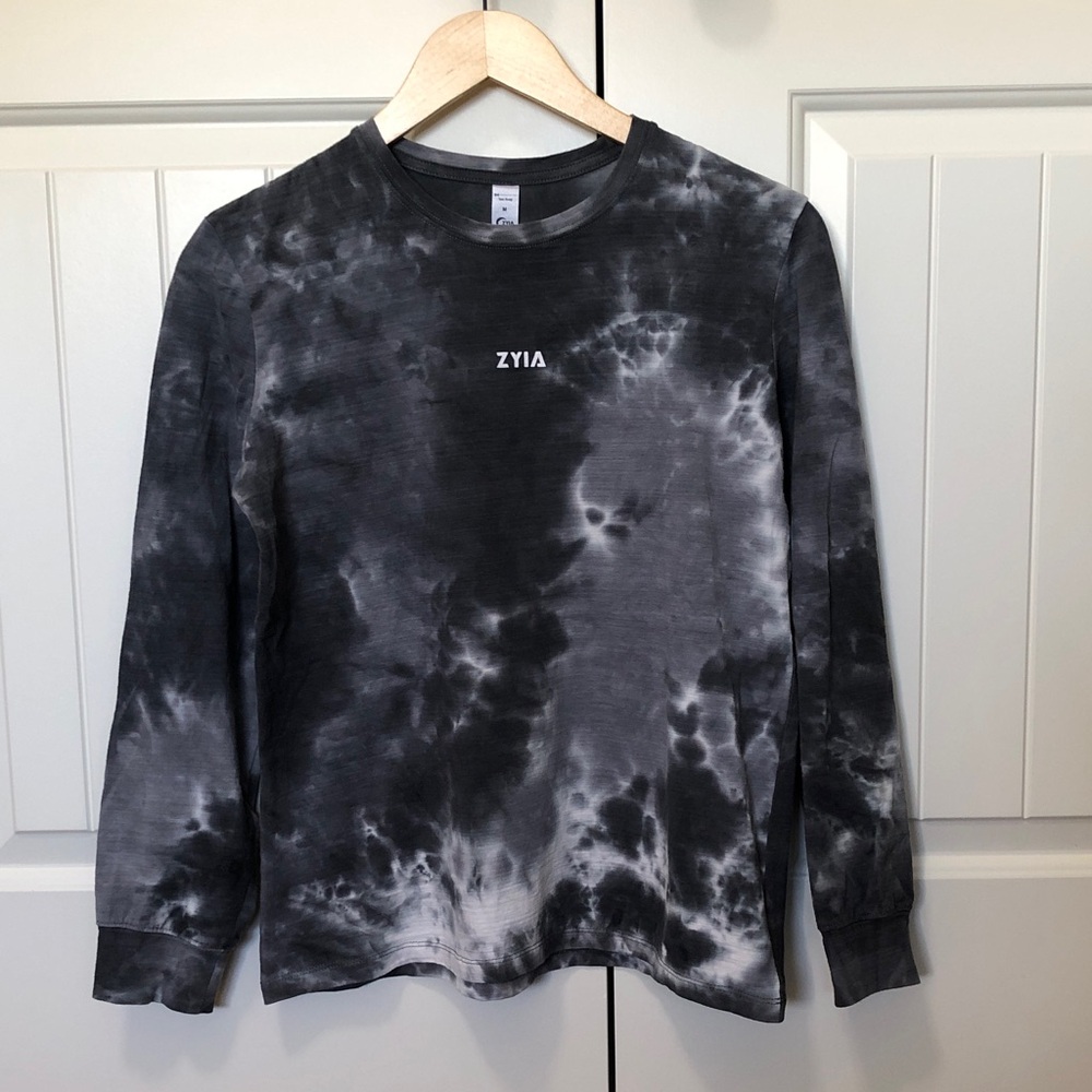 ZYIA ACTIVE Charcoal Hendrix Tie-Dye Long Sleeve Tee - M